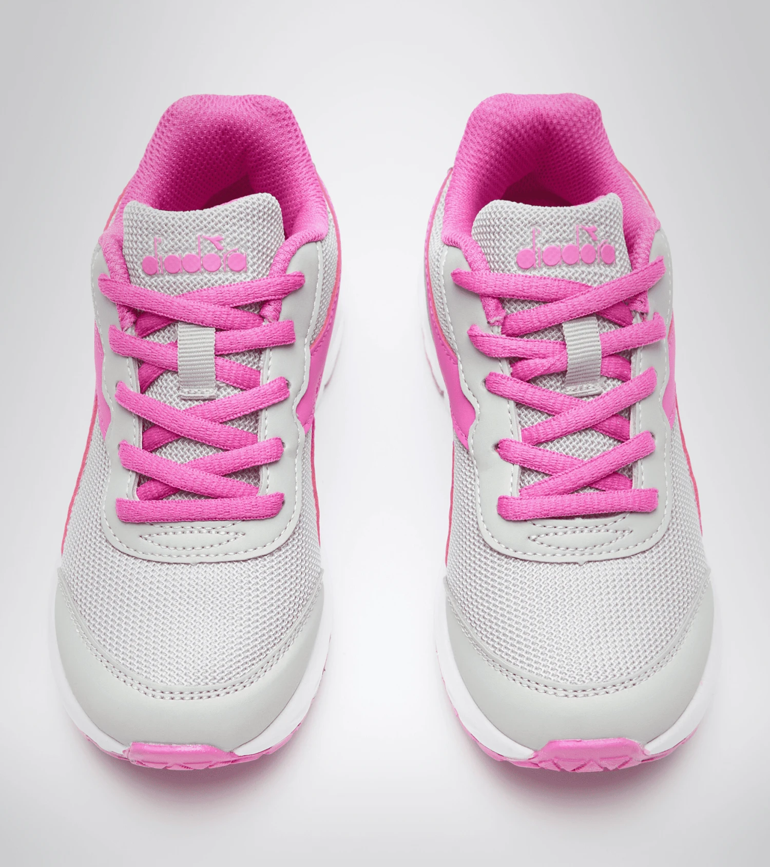 SCARPA DIADORA JUNIOR FALCON JR GRIGIA 101.176149 C1556 4 SCARPA DIADORA JUNIOR FALCON JR GRIGIA 101.176149 C1556 - immagine 4