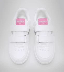 SCARPA DIADORA JUNIOR RAPTOR LOW PS BIANCA/ARGENTO 101.177721 C6103 8 SCARPA DIADORA JUNIOR RAPTOR LOW PS BIANCA/ARGENTO 101.177721 C6103 -Corriviva Negozio 0053076 scarpa diadora junior raptor low ps biancaargento 101177721 c6103