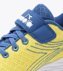 SCARPA DIADORA JUNIOR FLAMINGO 5 JR 101.175606 C3679 GIALLA - AZZURRA -Corriviva Negozio 0055729 scarpa diadora junior flamingo 5 jr 101175606 c3679 gialla azzurra