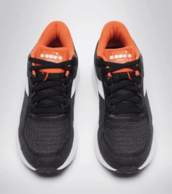 SCARPA DIADORA DA DONNA VIGORE W 101.178045 C9818 NERA - ARANCIO -Corriviva Negozio 0055744 scarpa diadora da donna vigore w 101178045 c9818 nera arancio