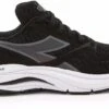 SCARPA DA RUNNING DA DONNA DIADORA MYTHOS BLUSHIELD 8 VORTICE HIP 101.179077 C7406