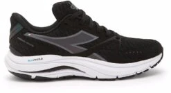 SCARPA DA RUNNING DA DONNA DIADORA MYTHOS BLUSHIELD 8 VORTICE HIP 101.179077 C7406