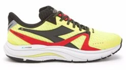 SCARPA DA RUNNING DA UOMO DIADORA MYTHOS BLUSHIELD 8 VORTICE 101.179087 D0273